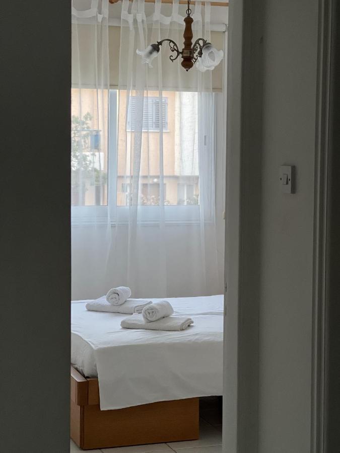 Iris Village Пафос Екстериор снимка